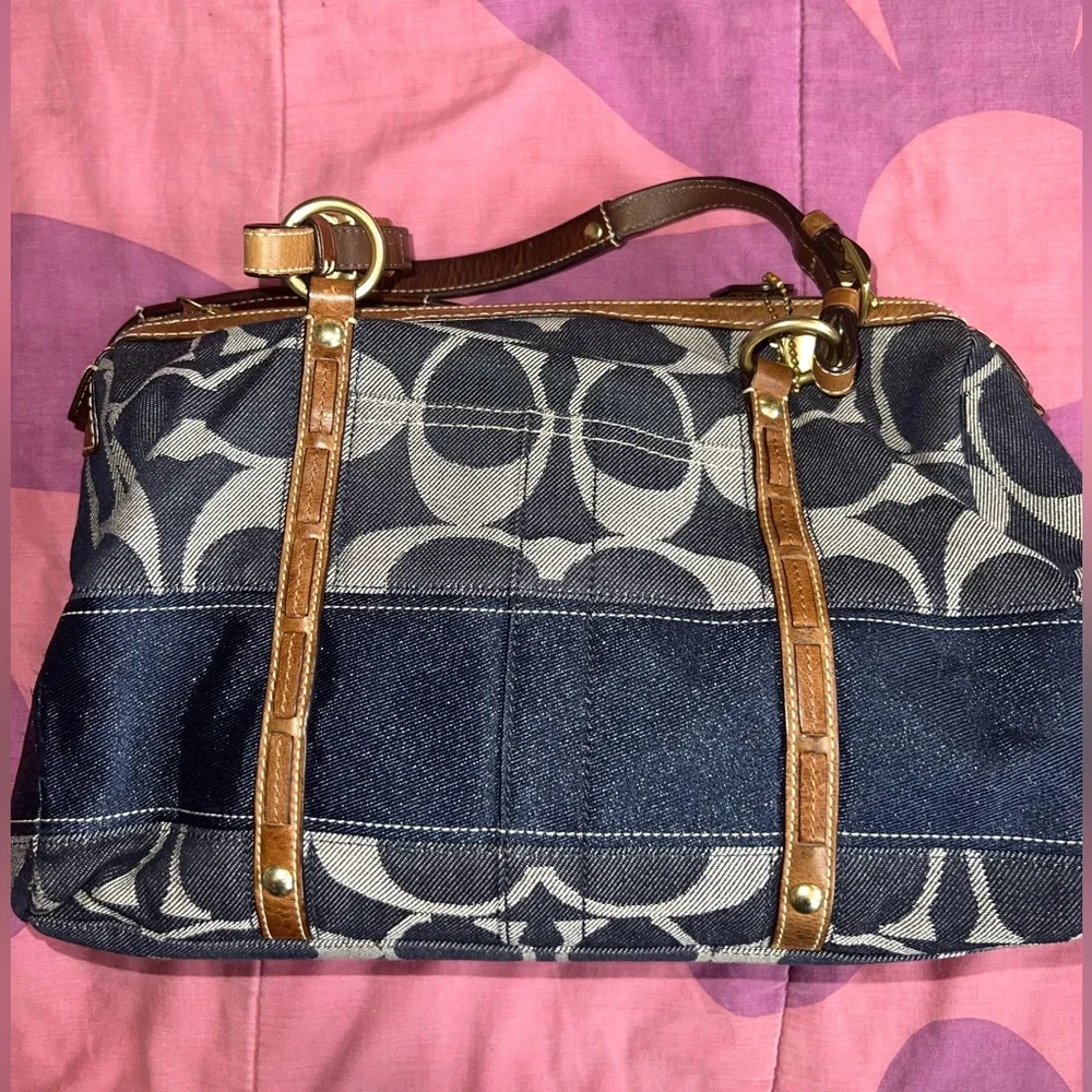 Stylish Coach Denim Women's Bag - Picture 2 of 11